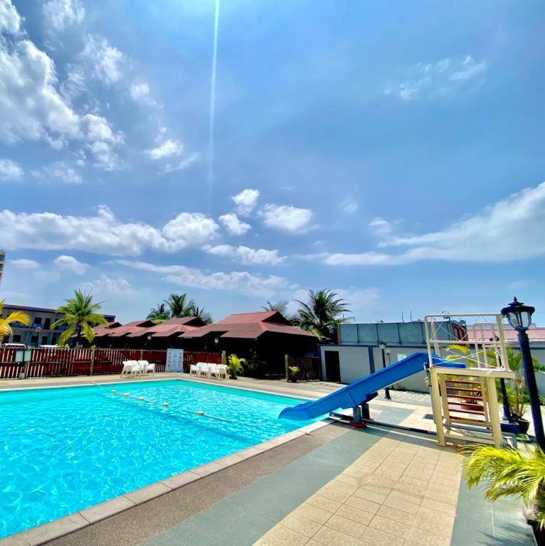 Langgura Baron Resort Pantai Cenang (Langkawi) Exterior foto