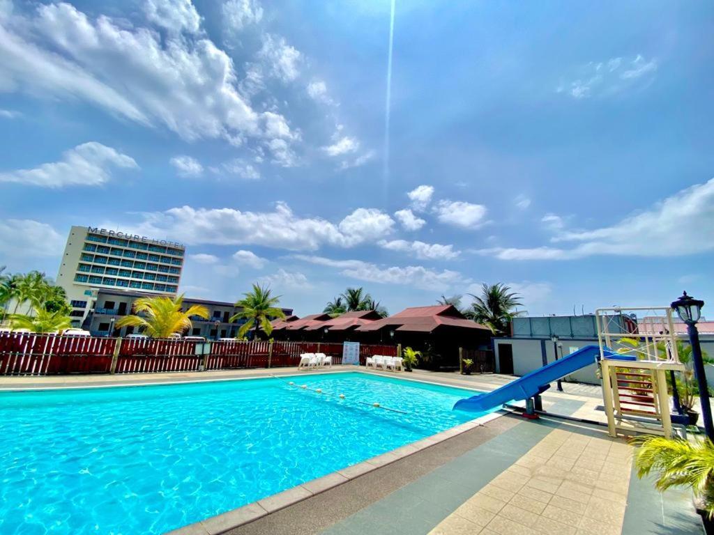Langgura Baron Resort Pantai Cenang (Langkawi) Exterior foto