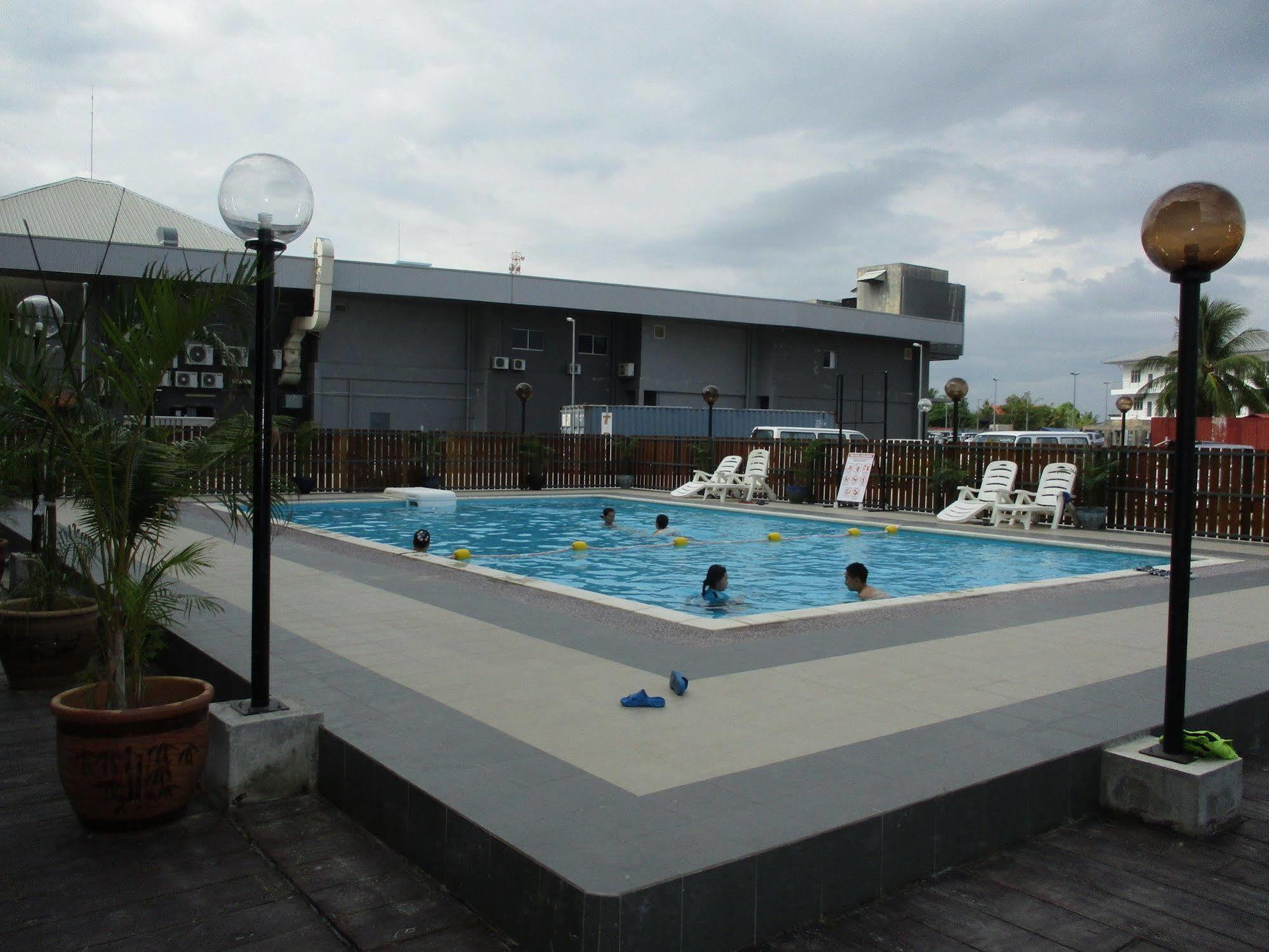 Langgura Baron Resort Pantai Cenang (Langkawi) Exterior foto